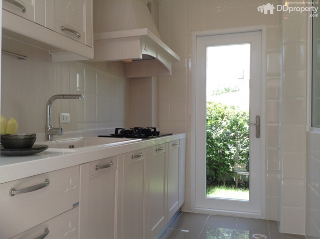 Golden Town Rattanathibet â Bangplup103-046